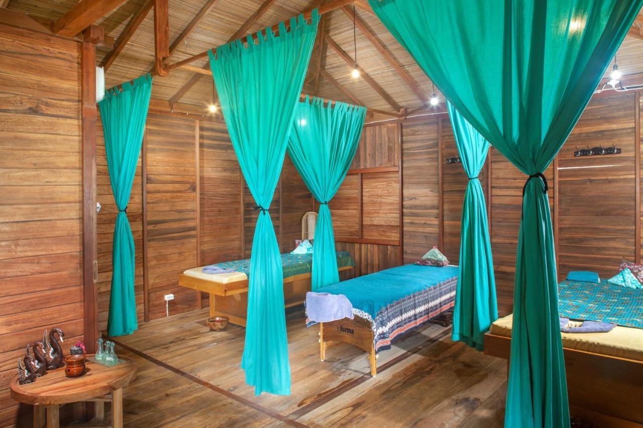 Kuda Laut Boutique Dive Resort Bunaken Extérieur photo